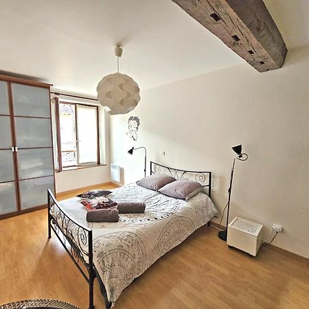 Triplex Sisley - Maison Atypique Avec Cour Exterieure Moret-sur-Loing Kültér fotó